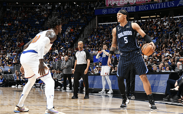 开云中国官网-关于从勇士球迷欢呼到那不勒斯强势反弹，Ming爆冷击败美国队的信息-开云中国官网